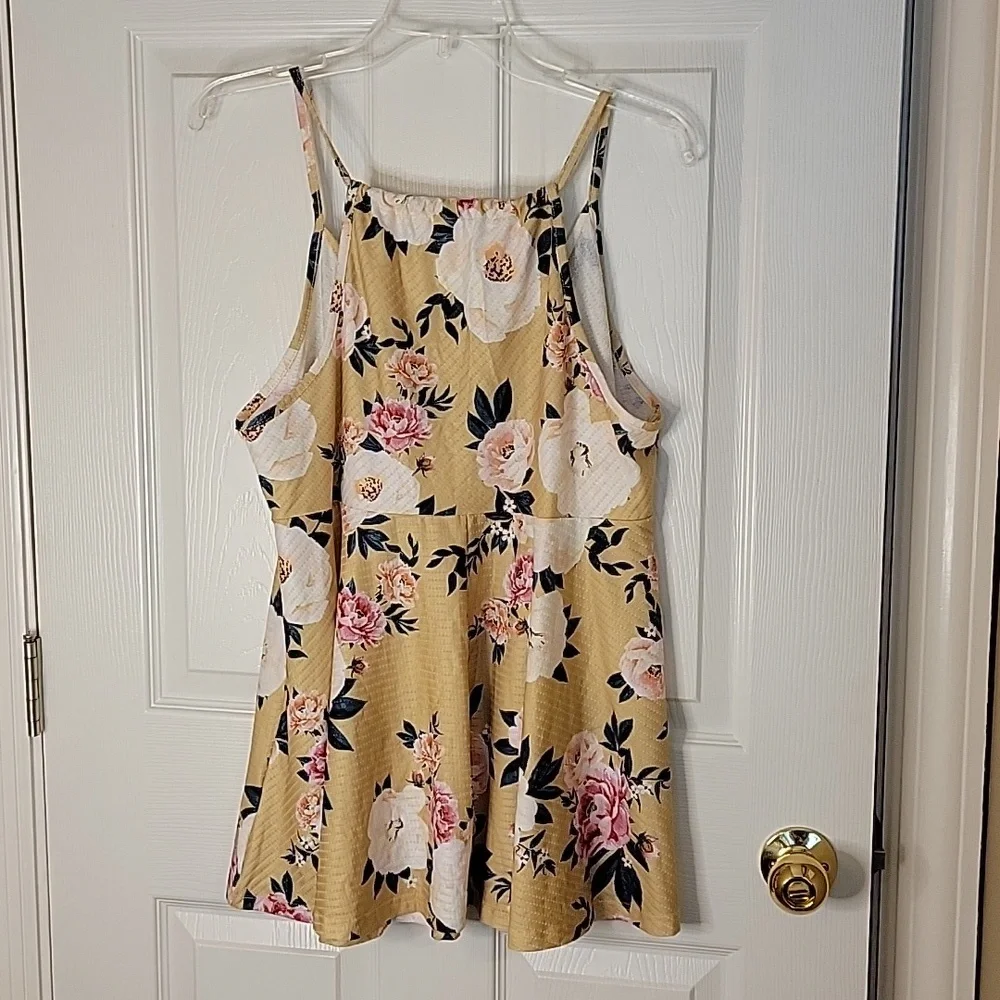 Ellie Maye Boutique XL New Blouse Spaghetti Strap Yellow Floral